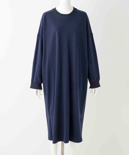 SILAS（サイラス）の「BI-COLOR CUFFS SWEAT DRESS（ワンピース・レディース・ベージュ/ネイビー・ONE SIZE）」の16枚目の写真