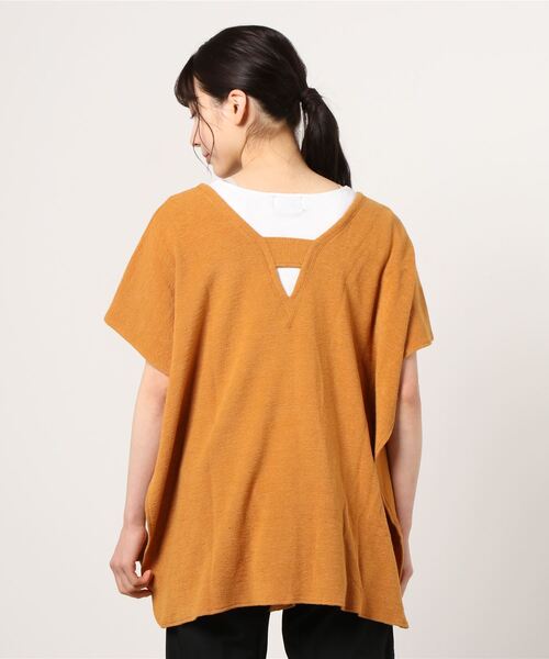KIIRA（キーラ）の「KiiRA PILE BELT PONCHO ki-3417（Tシャツ/カットソー・レディース・ブラウン・ONE SIZE）」の3枚目の写真