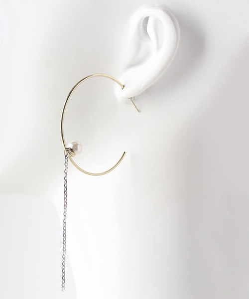 URBAN RESEARCH ROSSO WOMEN（アーバンリサーチ　ロッソ）の「JUSTINE CLENQUET　TINA earring（ピアス（両耳用）・レディース・ゴールド系その他・-）」の4枚目の写真