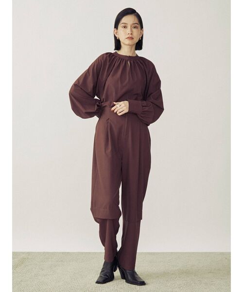 COTORICA（コトリカ）の「【THE DAYZ TOKYO】ステッチカラーラウンドテールブラウス（シャツ/ブラウス・レディース・オフホワイト/ブラック/ブラウン・SMALL/MEDIUM）」の8枚目の写真