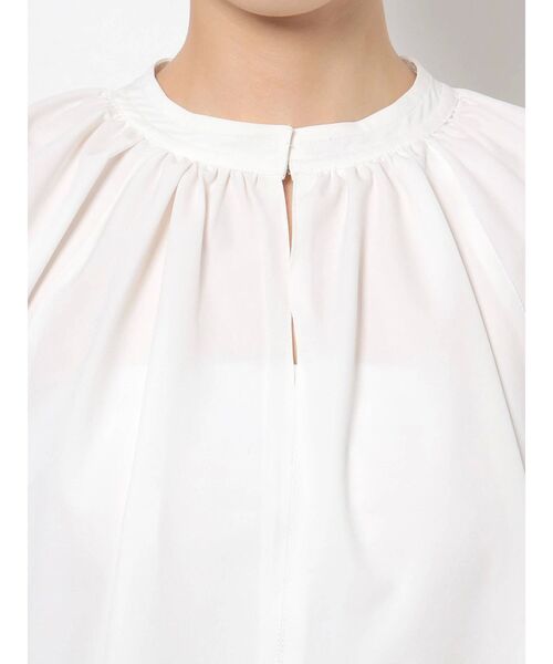 COTORICA（コトリカ）の「【THE DAYZ TOKYO】ステッチカラーラウンドテールブラウス（シャツ/ブラウス・レディース・オフホワイト/ブラック/ブラウン・SMALL/MEDIUM）」の20枚目の写真