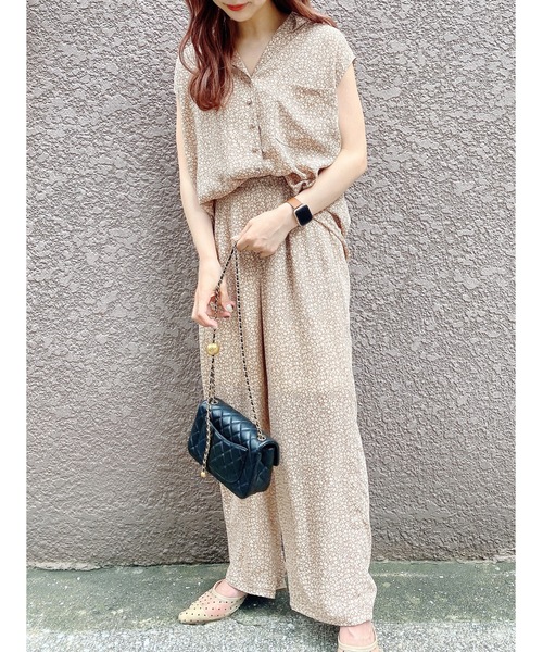 JUMELLE（ジュメロ）の「イサックセットアップ（セットアップ・レディース・ベージュ/ブルー・MEDIUM/SMALL）」の2枚目の写真