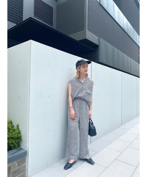 JUMELLE（ジュメロ）の「イサックセットアップ（セットアップ・レディース・ベージュ/ブルー・MEDIUM/SMALL）」の8枚目の写真