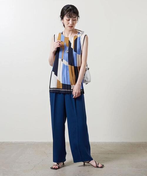 UNITED ARROWS(ユナイテッドアローズ)の「<UNITED ARROWS>パネルプリント プリーツ ノースリーブ ブラウス B◆(シャツ/ブラウス・レディース・イエロー/ネイビー・FREE)」の5枚目の写真