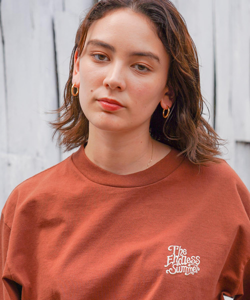 The Endless Summer（エンドレスサマー）の「TES THE ENDLESS SUMMER EMB LONG SLEEVE T-SHIRT / ロンT（Tシャツ/カットソー・メンズ・ホワイト/ブルーグレー/ブラック/モカ/ベージュ・X-LARGE/SMALL/MEDIUM/LARGE）」の4枚目の写真