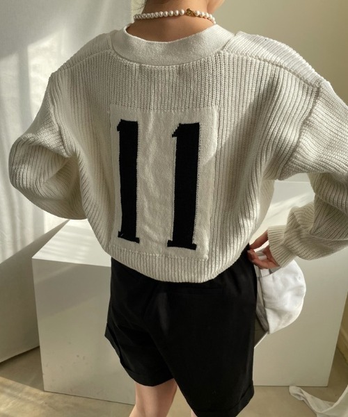 Diosfront（ディオスフロント）の「バックカラージャガードVネックカーディガン（カーディガン/ボレロ・レディース・ホワイト/ブラック/ベージュ・FREE）」の16枚目の写真