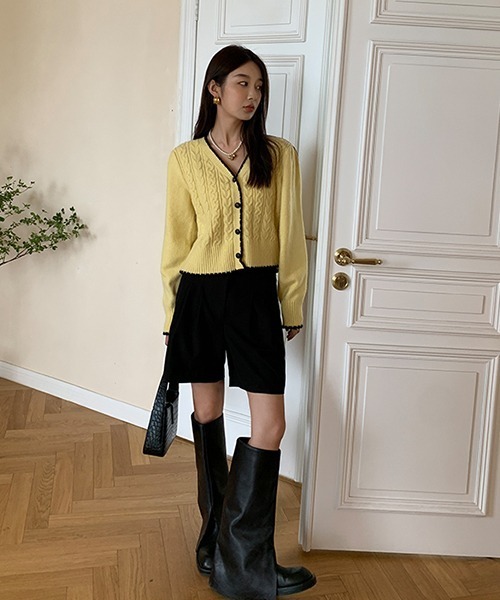 Fano Studios(ファノ ストゥディオズ)の「【Fano Studios】V neck cable knitted cardigan FQ21S069(カーディガン/ボレロ・レディース・イエロー・S/M/L)」の18枚目の写真