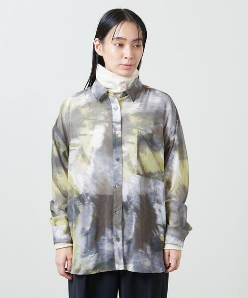 MARW UNITED ARROWS（マルゥ ユナイテッドアローズ）の「＜MARW UNITED ARROWS（マルゥ ユナイテッドアローズ）＞ マーブル プリント シャツ（シャツ/ブラウス・レディース・ブラック/オリーブ・FREE）」の3枚目の写真