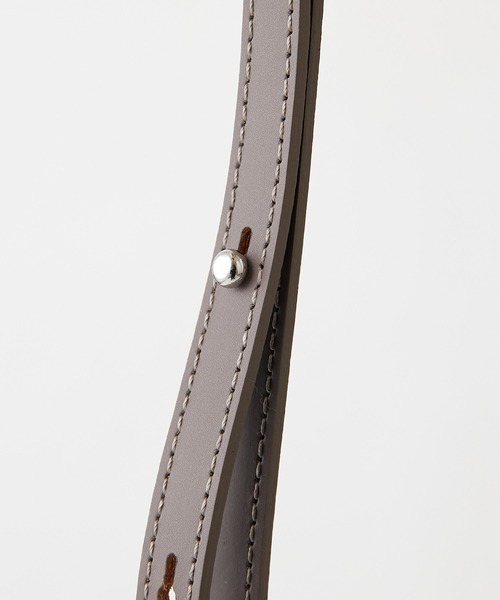 IACUCCI（イアクッチ）の「【IACUCCI】ムートンミニトートバッグ/SORBETTO MONTONE（ハンドバッグ・レディース・サンドベージュ/グレー・FREE）」の16枚目の写真