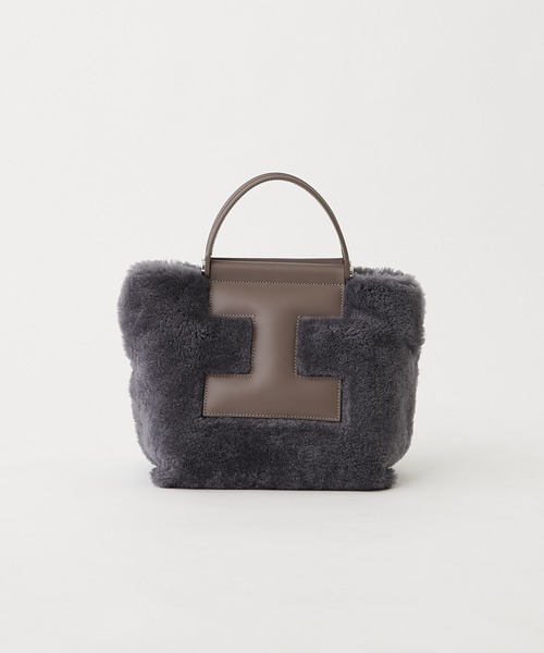 IACUCCI（イアクッチ）の「【IACUCCI】ムートンミニトートバッグ/SORBETTO MONTONE（ハンドバッグ・レディース・サンドベージュ/グレー・FREE）」の17枚目の写真