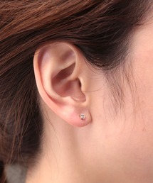 Manon's Selection（マノンズセレクション）の「1粒スクエアストーンピアス3ｍｍ（ピアス（両耳用））」