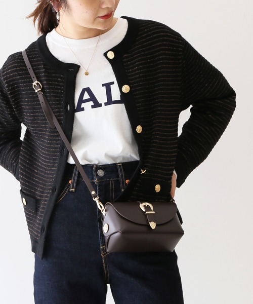 SLOBE IENA（スローブイエナ）の「金ボタンクルーネックカーディガン【手洗い可能】◆（カーディガン/ボレロ・レディース・ホワイト/ブラック・FREE）」の2枚目の写真