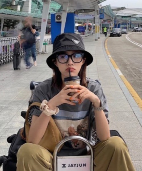 REBALANCE（リバランス）の「クリアレンズ セルフレーム 伊達メガネ ユニセックス（メガネ・レディース・A/B/C/D/E/F/G/H/I/J/R/O/P/S/Q/N/M/L/K・ONE SIZE）」の21枚目の写真