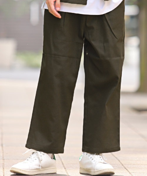 LUXSTYLE(ラグスタイル)の「ツイルテーパードパンツ(その他パンツ・メンズ・ブラック/グレー/カーキ・M/L)」の1枚目の写真