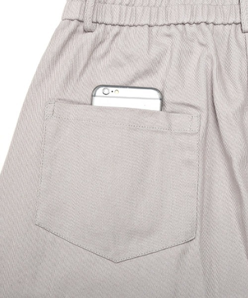 LUXSTYLE(ラグスタイル)の「ツイルテーパードパンツ(その他パンツ・メンズ・ブラック/グレー/カーキ・M/L)」の18枚目の写真