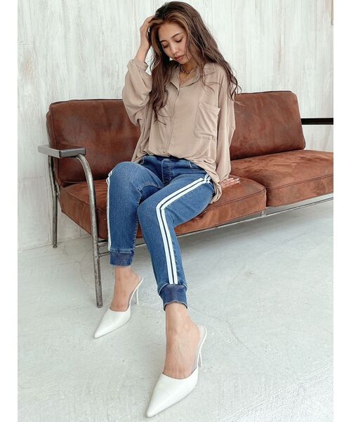 GYDA（ジェイダ）の「2ライン カットデニムパンツ（デニムパンツ・レディース・ライトブルー/ブルー・FREE）」の7枚目の写真