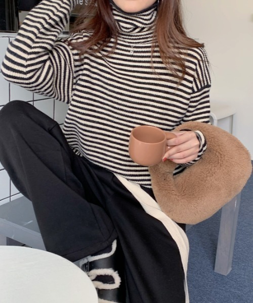 MANGROVE（マングローブ）の「ストライプニットタートルネック（ニット/セーター・レディース・ブラック/ブラウン/グレー・FREE）」の9枚目の写真