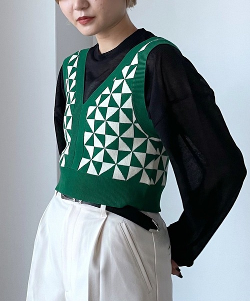 PAGEBOY(ページボーイ)の「ジオメトリックニットビスチェ(ニット/セーター・レディース・グリーン/ブラック・FREE)」の7枚目の写真