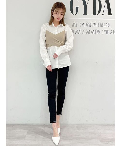 GYDA（ジェイダ）の「ニットドッキングデザインシャツ（シャツ/ブラウス・レディース・ブラック/ベージュ・FREE）」の9枚目の写真