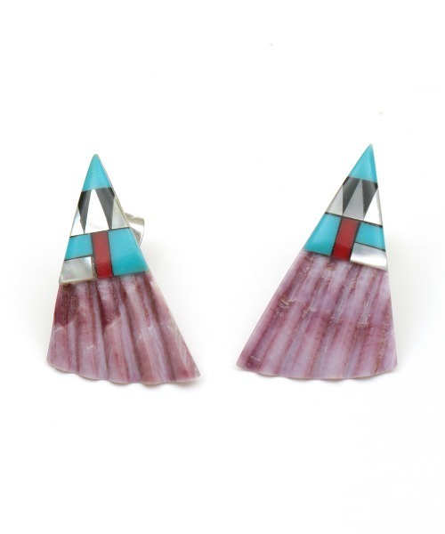 チチカカ（チチカカ）の「リサイクルシェルピアス（ピアス（両耳用）・レディース・パープル/イエロー/オレンジ・FREE）」の5枚目の写真