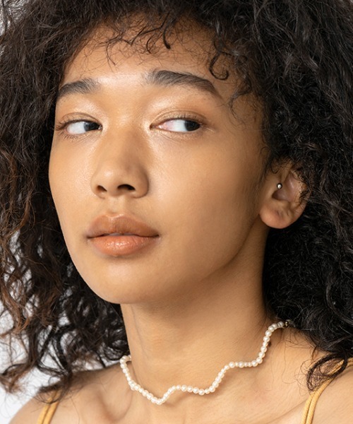 Casselini（キャセリーニ）の「Casselini(キャセリーニ)なみなみビーズチョーカー（ネックレス・レディース・オフホワイト/マルチ・FREE）」の6枚目の写真