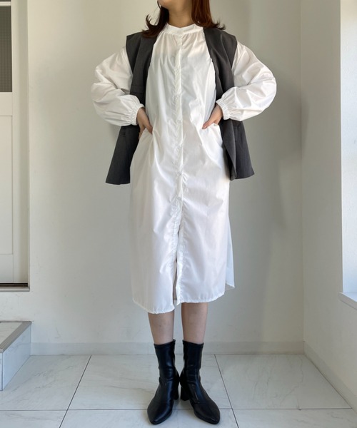 CLEA(クレア)の「バンドカラーシャツワンピース(シャツワンピース・レディース・ホワイト/ブラック/ベージュ/ブルー・FREE)」の9枚目の写真