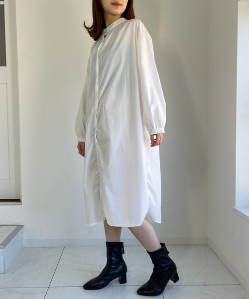 CLEA(クレア)の「バンドカラーシャツワンピース(シャツワンピース・レディース・ホワイト/ブラック/ベージュ/ブルー・FREE)」の6枚目の写真