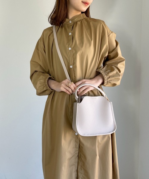 CLEA(クレア)の「バンドカラーシャツワンピース(シャツワンピース・レディース・ホワイト/ブラック/ベージュ/ブルー・FREE)」の15枚目の写真