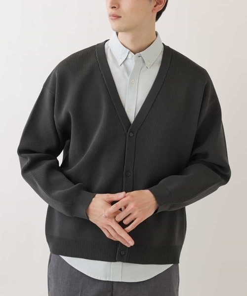 a.v.v（アーヴェヴェ）の「【洗濯機で洗える】アゼワイドシルエットカーディガン（カーディガン/ボレロ・メンズ・ピンク/グリーン/チャコールグレー/ライトブルー・50/46/44/48）」の2枚目の写真