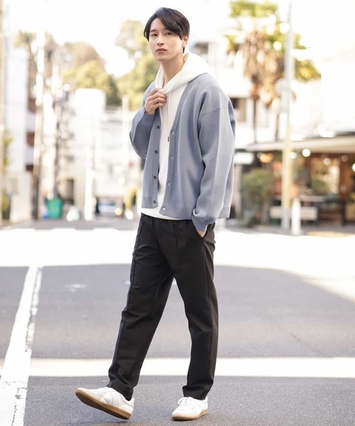 a.v.v（アーヴェヴェ）の「【洗濯機で洗える】アゼワイドシルエットカーディガン（カーディガン/ボレロ・メンズ・ピンク/グリーン/チャコールグレー/ライトブルー・50/46/44/48）」の8枚目の写真