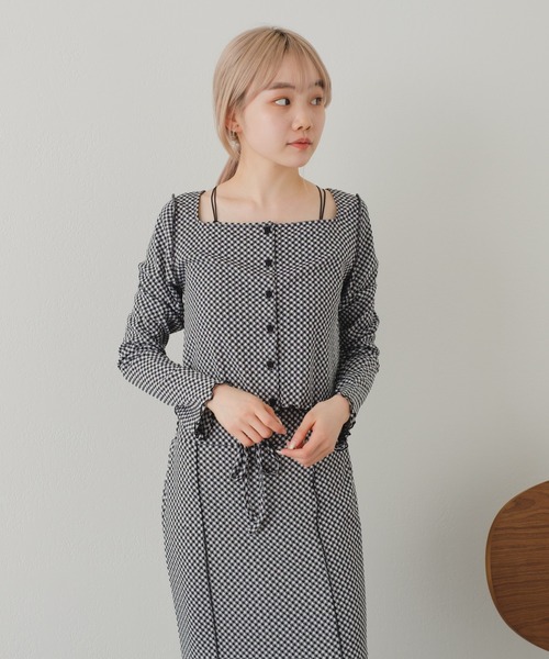 Kastane（カスタネ）の「【カタログ掲載アイテム】ギンガムジャガード２WAYプルオーバー（Tシャツ/カットソー・レディース・ブラック/キャメル・FREE）」の6枚目の写真