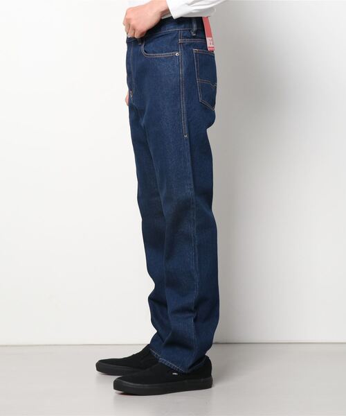 DIESEL（ディーゼル）の「DIESEL SS22 メンズ デニムパンツ ストレート  サステナブル（デニムパンツ・メンズ・インディゴブルー・31inch/29inch/26inch/27inch/28inch/33inch/36inch/34inch/30inch/32inch）」の6枚目の写真