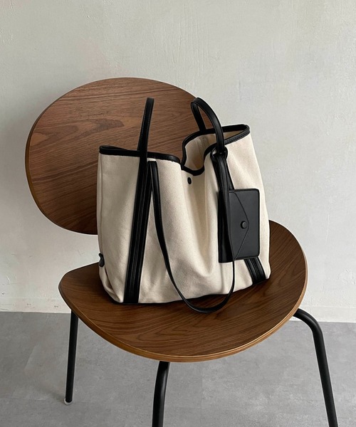 CAPRICIEUX LE'MAGE（カプリシューレマージュ）の「2WAYソフトトートバッグ（トートバッグ・レディース・ベージュ/オフホワイト・FREE）」の17枚目の写真