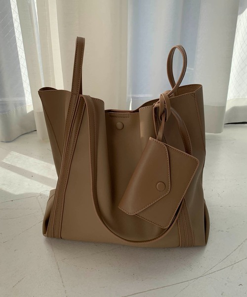 CAPRICIEUX LE'MAGE（カプリシューレマージュ）の「2WAYソフトトートバッグ（トートバッグ・レディース・ベージュ/オフホワイト・FREE）」の4枚目の写真