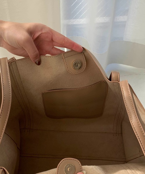 CAPRICIEUX LE'MAGE（カプリシューレマージュ）の「2WAYソフトトートバッグ（トートバッグ・レディース・ベージュ/オフホワイト・FREE）」の7枚目の写真