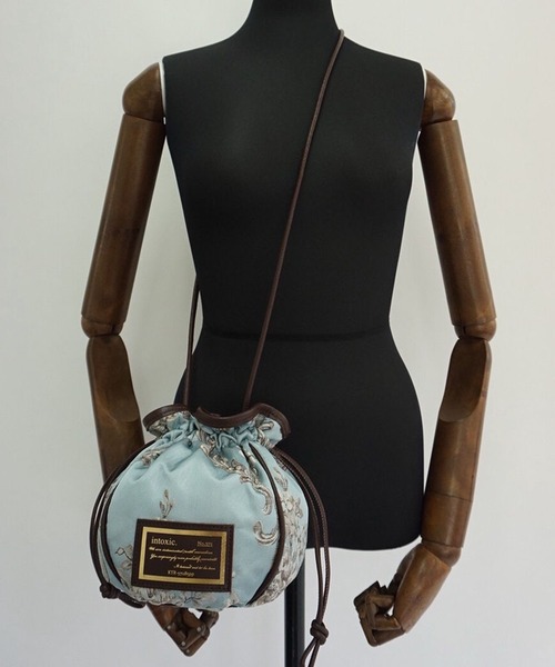 intoxic.（イントキシック）の「DAMASK JACQUARD EGG YOLK エッグヨーク（ショルダーバッグ・レディース・ブラック/オレンジ/ブルー・FREE）」の3枚目の写真