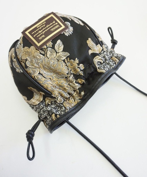 intoxic.（イントキシック）の「DAMASK JACQUARD EGG YOLK エッグヨーク（ショルダーバッグ・レディース・ブラック/オレンジ/ブルー・FREE）」の6枚目の写真