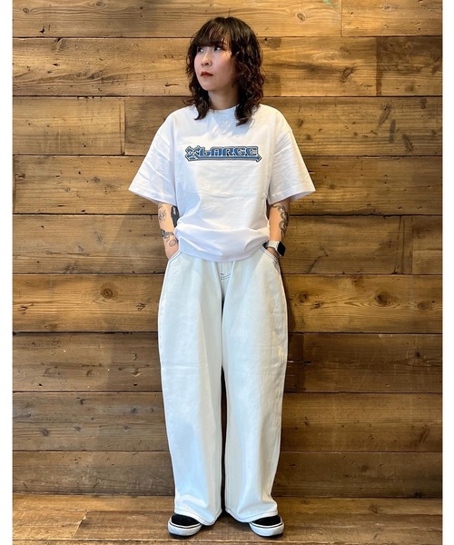XLARGE（エクストララージ）の「ARROW LETTERING S/S TEE（Tシャツ/カットソー・メンズ・グリーン/ブラック/ホワイト・S/L/XL/M）」の19枚目の写真