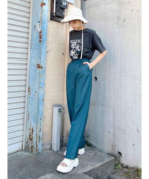 EMODA（エモダ）の「バルキーウェッジサンダル（サンダル・レディース・ブルー/ブラック/ホワイト・LARGE/MEDIUM/SMALL）」の8枚目の写真