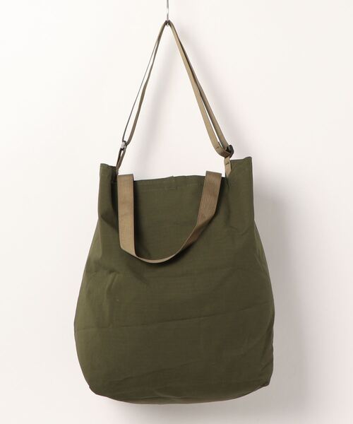 Battenwear(バテンウエア)の「【Battenwear/バテンウェア】米国製パッカブルコットントート/Packable Tote(トートバッグ・メンズ・ストーン/オリーブドラブ/ブルー系その他・ONE SIZE)」の4枚目の写真