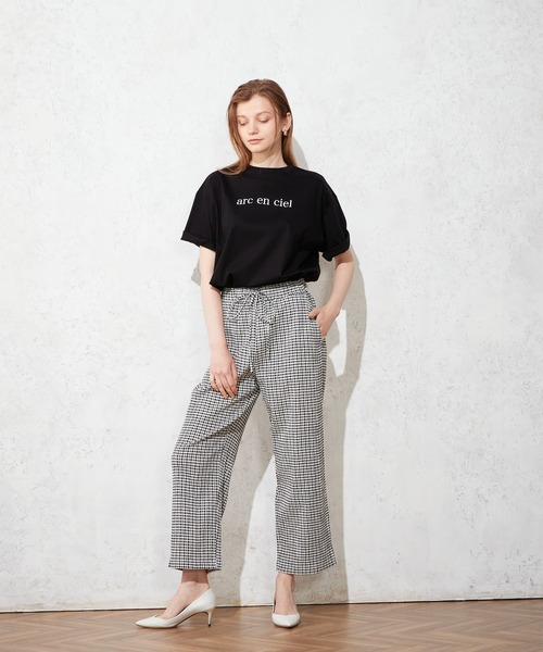 LE SOUK HOLIDAY(ルスークホリデー)の「モックネックロゴTシャツ(Tシャツ/カットソー・レディース・ブラック/オフホワイト/グリーン・M/L)」の4枚目の写真
