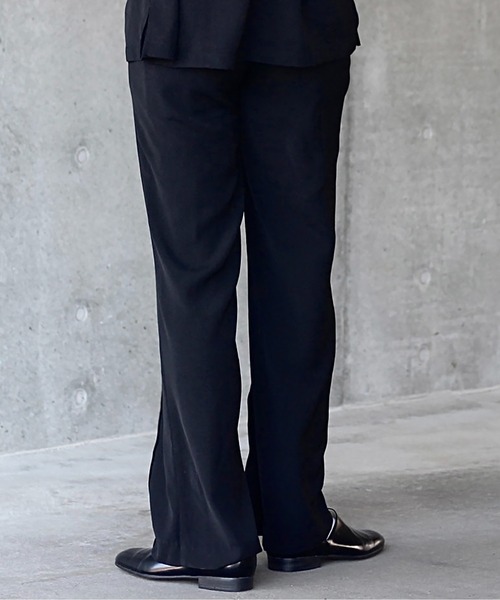 y/m by れぽすけ（イムバイレポスケ）の「センタープレスフレアパンツ（その他パンツ・メンズ・ブラック/ベージュ・MEDIUM/LARGE）」の3枚目の写真