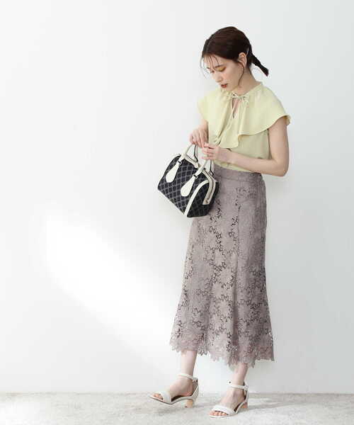 N.（N. Natural Beauty Basic）（エヌエヌナチュラルビューティーベーシック）の「◆フリルカラーブラウス（シャツ/ブラウス・レディース・ブルー/イエロー/ホワイト・MEDIUM）」の12枚目の写真