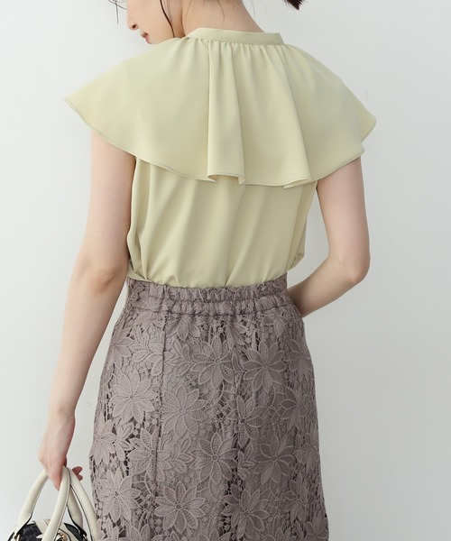 N.（N. Natural Beauty Basic）（エヌエヌナチュラルビューティーベーシック）の「◆フリルカラーブラウス（シャツ/ブラウス・レディース・ブルー/イエロー/ホワイト・MEDIUM）」の9枚目の写真