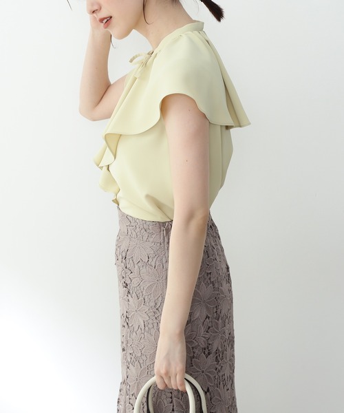 N.（N. Natural Beauty Basic）（エヌエヌナチュラルビューティーベーシック）の「◆フリルカラーブラウス（シャツ/ブラウス・レディース・ブルー/イエロー/ホワイト・MEDIUM）」の8枚目の写真