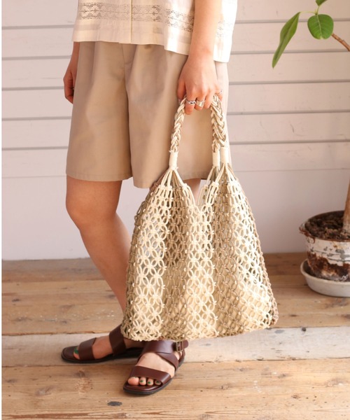 cepo（セポ）の「ストライプマクラメバッグ（ハンドバッグ・レディース・オフホワイト/パープル/ホワイト×ブラウン・FREE）」の3枚目の写真