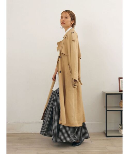 Ungrid(アングリッド)の「ルーズトレンチコート(トレンチコート・レディース・ベージュ/キャメル・SMALL/MEDIUM)」の17枚目の写真