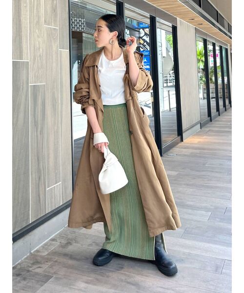 Ungrid(アングリッド)の「ルーズトレンチコート(トレンチコート・レディース・ベージュ/キャメル・SMALL/MEDIUM)」の20枚目の写真