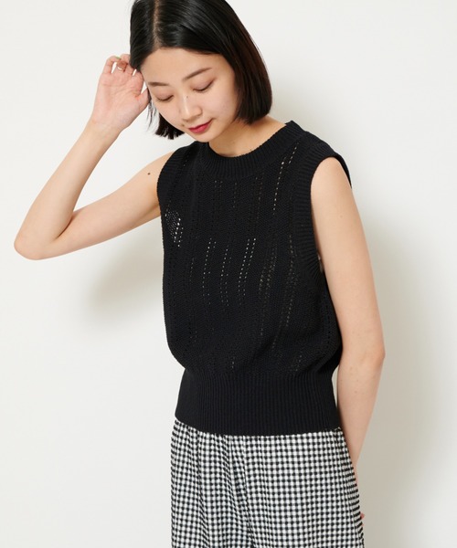 U by SPICK&SPAN(ユーバイスピックアンドスパン)の「ニットショートベスト(Tシャツ/カットソー・レディース・ブラック/ホワイト/ブルー・FREE)」の5枚目の写真