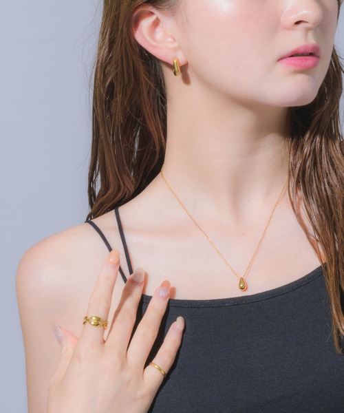 muku(ムク)の「金属アレルギー対応 2mmシンプルリング/サージカルステンレス/316L(リング・レディース・シルバー/ゴールド・11/9/3/15 /13)」の3枚目の写真